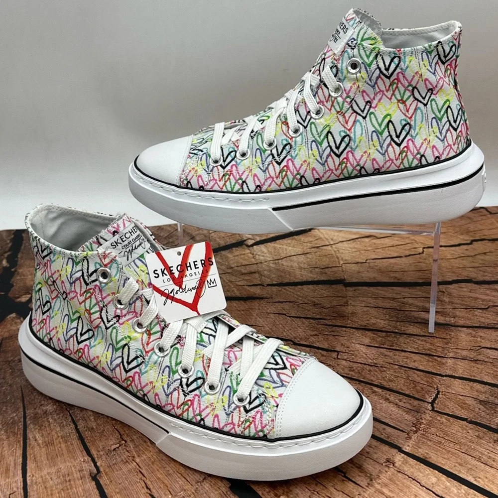 Skechers JGOLDCROWN Platform Shoes Embroidered Hearts High Top Shoes Size 9.5
